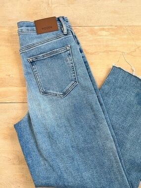 Hidden high waist jeans